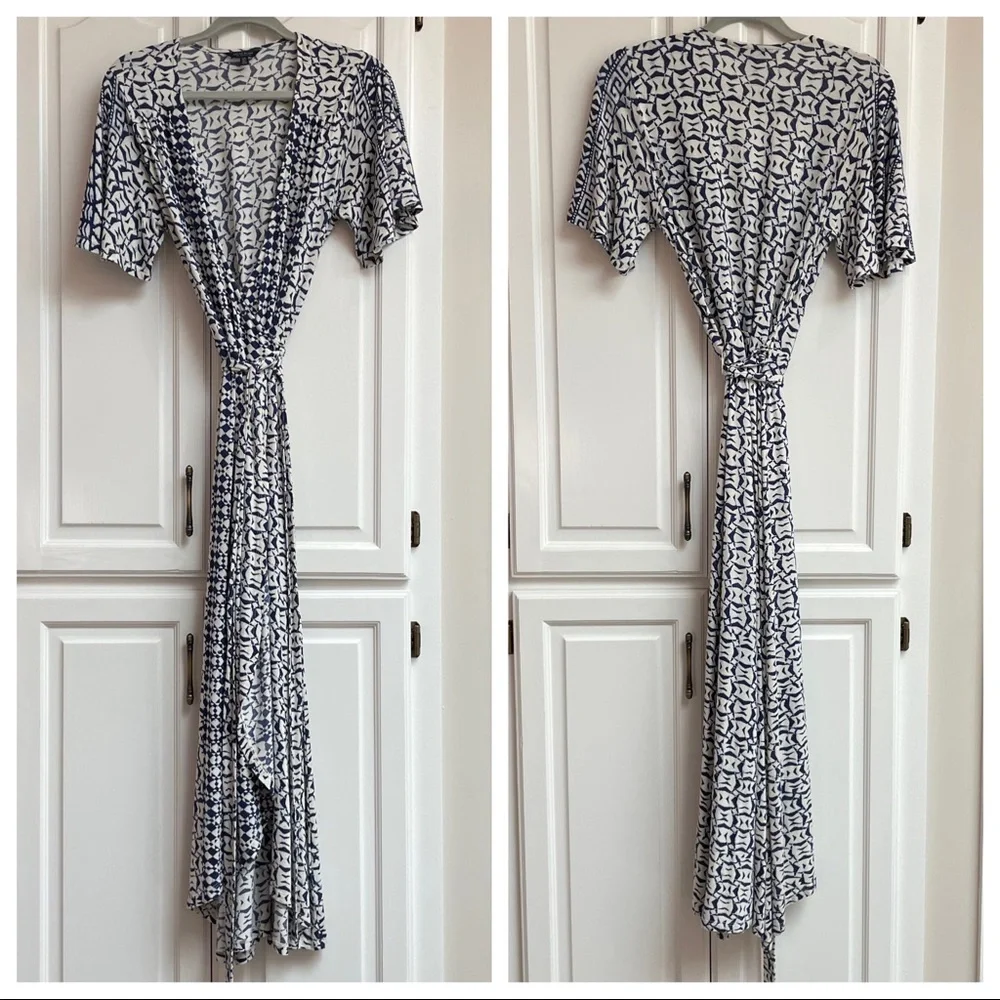 Lucky Brand Boho Blue & Cream Geometric Print Wrap Maxi Dress Size Small - Picture 2 of 11